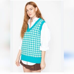 NWT Callahan x Revolve V Neck Ollie Sweater Vest Aqua Blue & White Houndstooth L